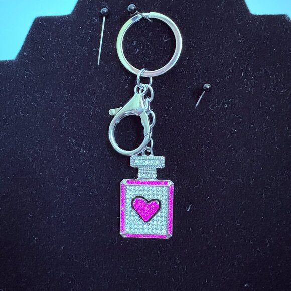 Bling Perfume Bottle with Heart Keychain Crystal Bag Charm New - Picture 1 of 4